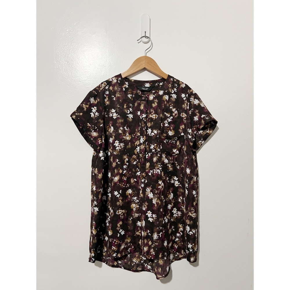 Simply Vera Wang Brown Floral Button Up Blouse Size Medium